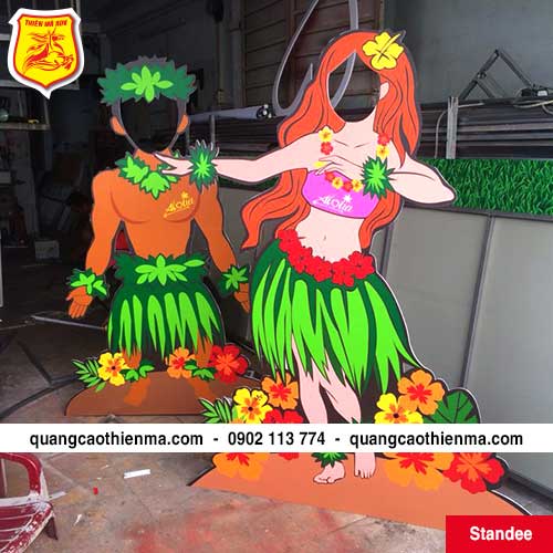 Sản xuất standee mô hình người mẫu Sản xuất standee mô hình người mẫu